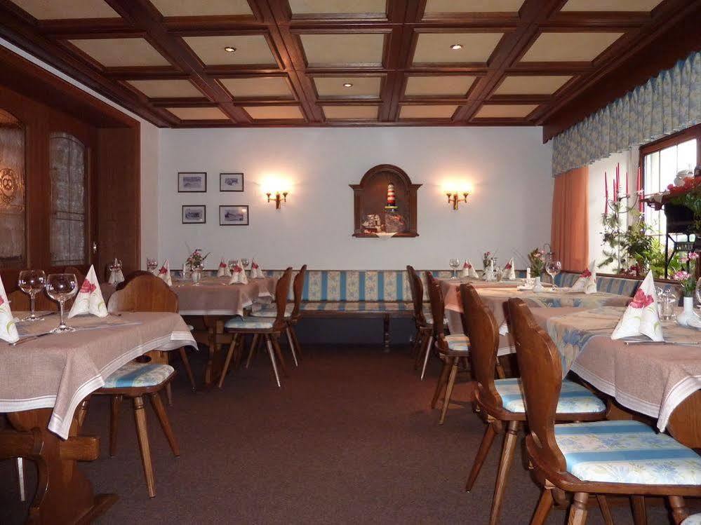 Historisches Genusshotel Loewen 쇼프하임 외부 사진