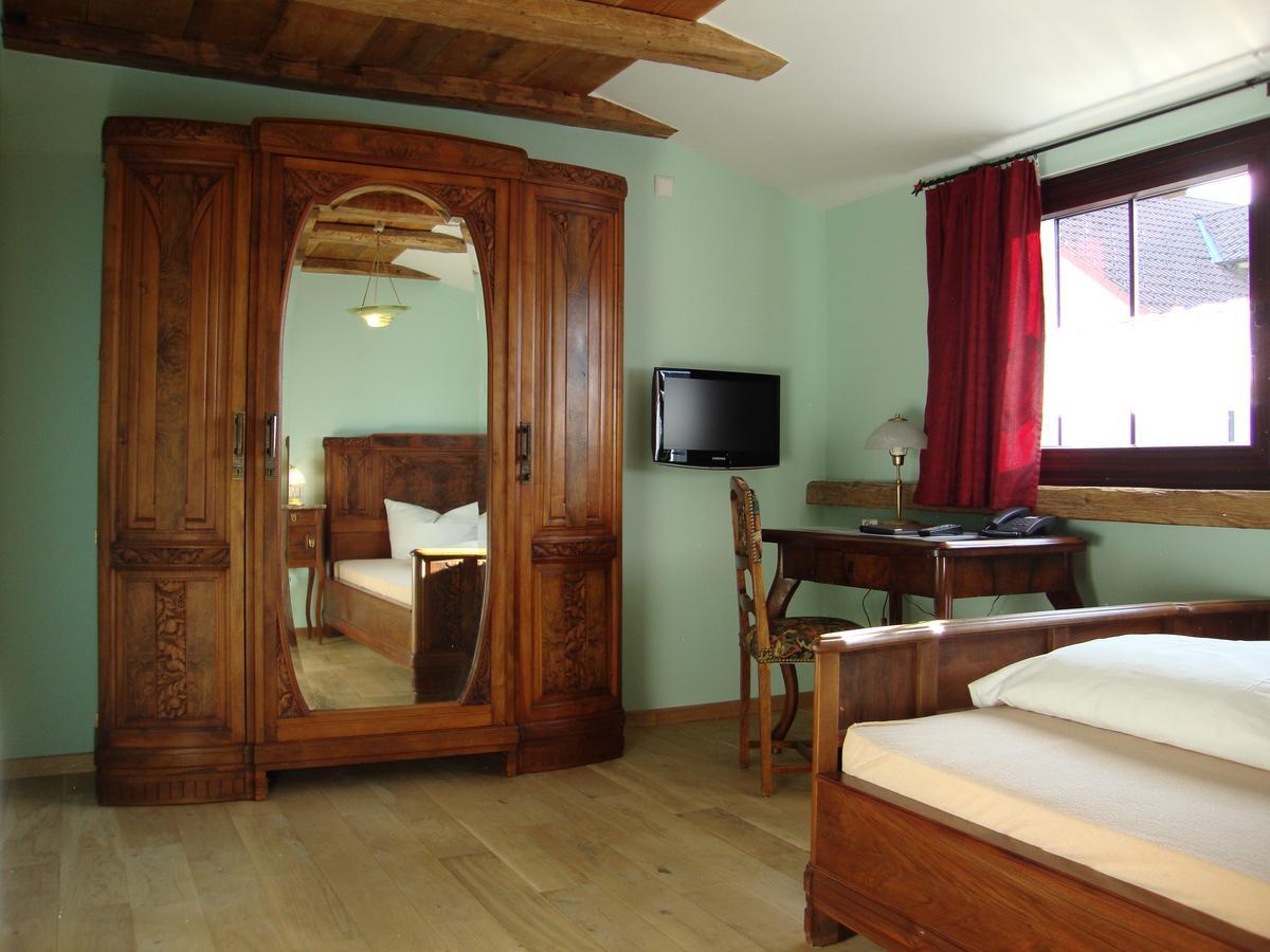 Historisches Genusshotel Loewen 쇼프하임 외부 사진